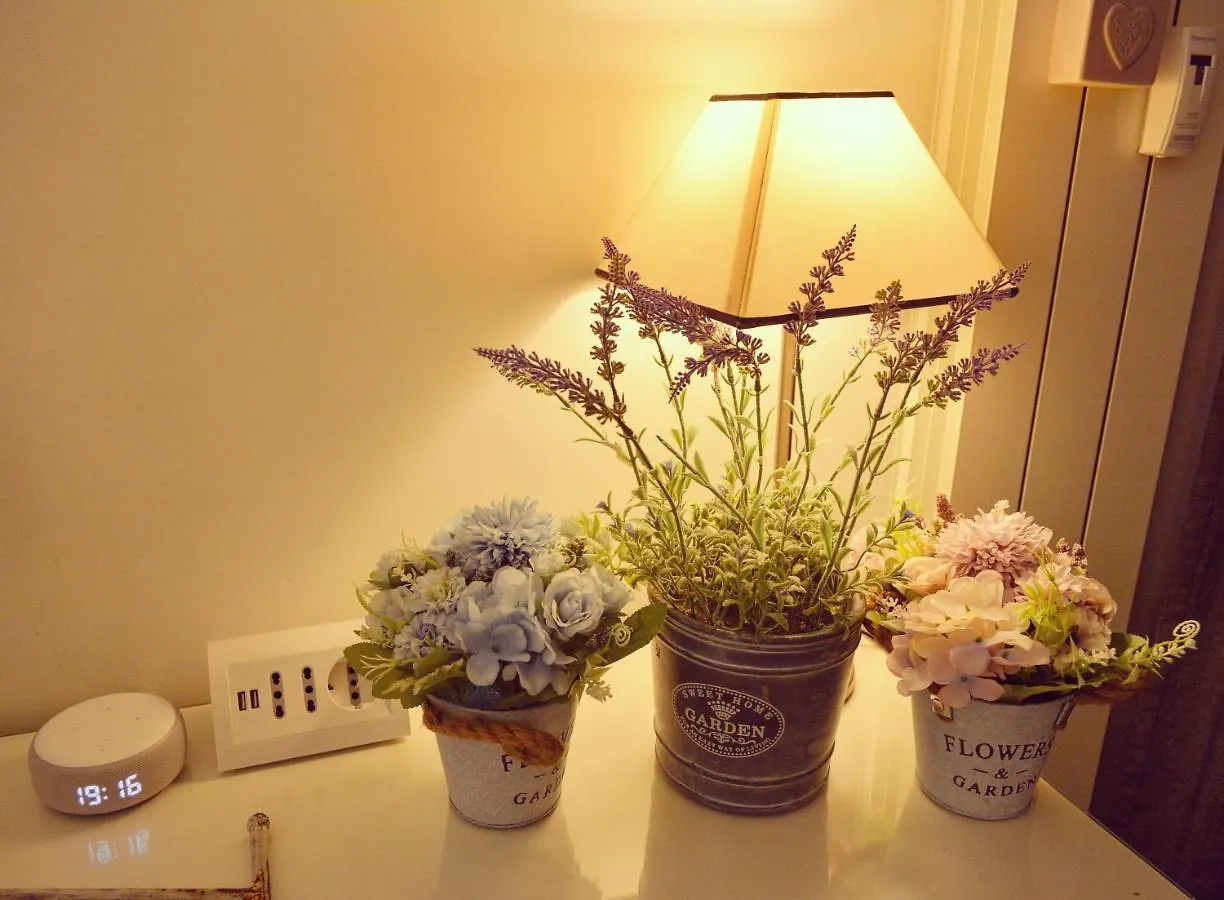 Romantic Dreams Guest House Rome